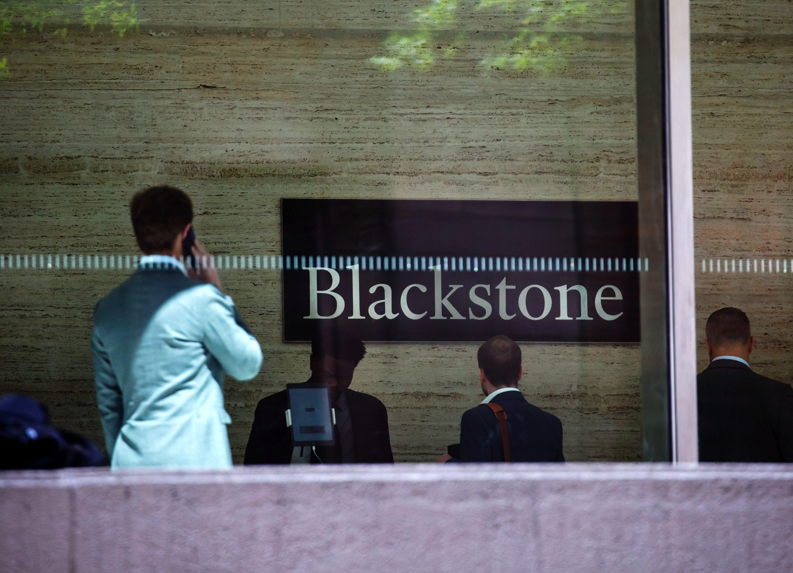 Blackstone Profit Slides as Dealmaking Hit By Market Tumult