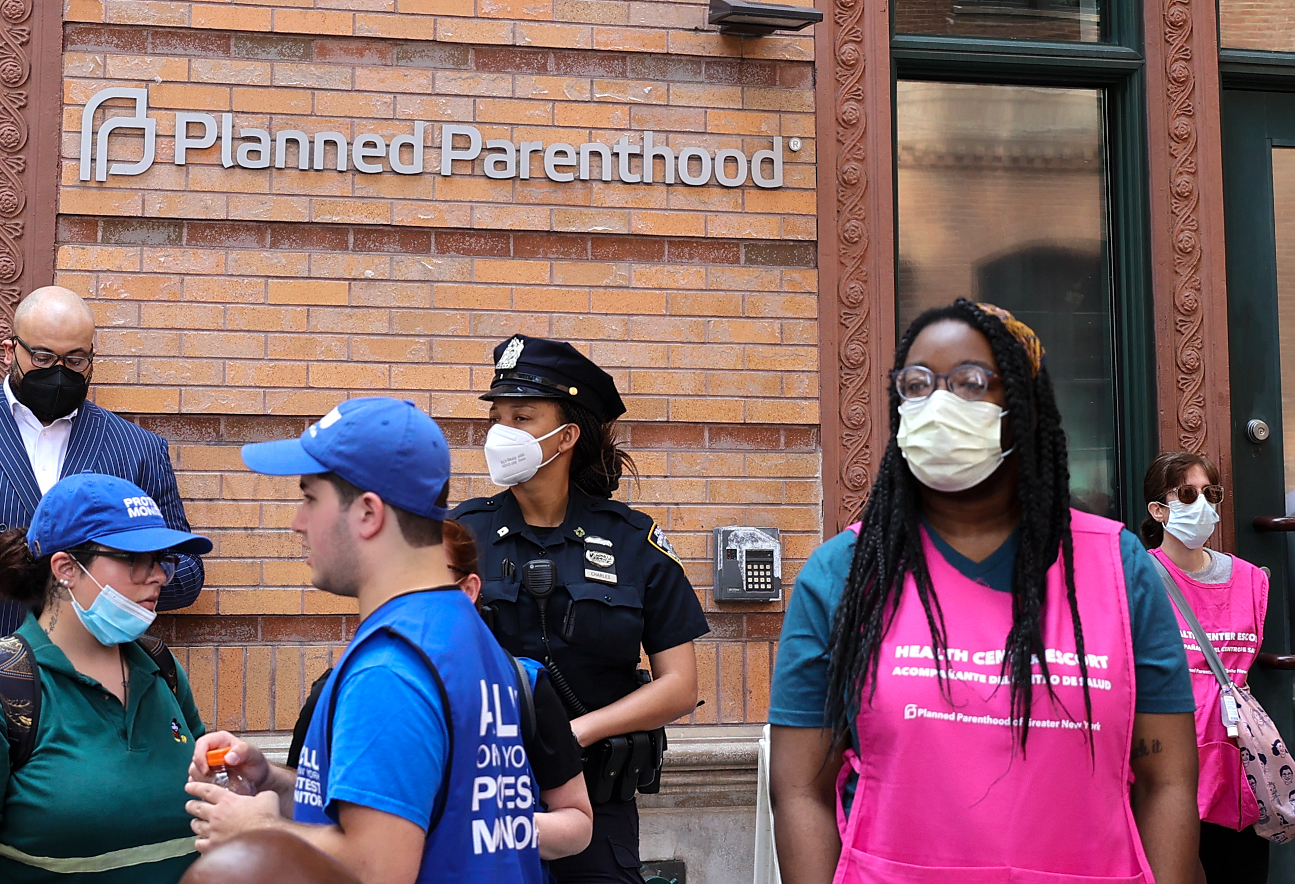 Abortion rights protesters heat up with church goers in NYC
