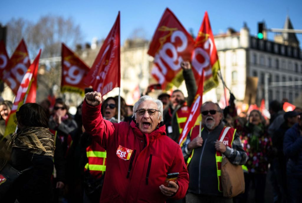 TOPSHOT-FRANCE-POLITICS-PENSIONS-DEMO
