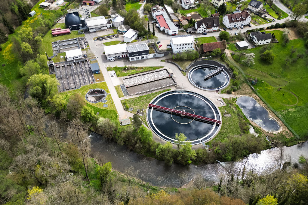 Wastewater treatment plant