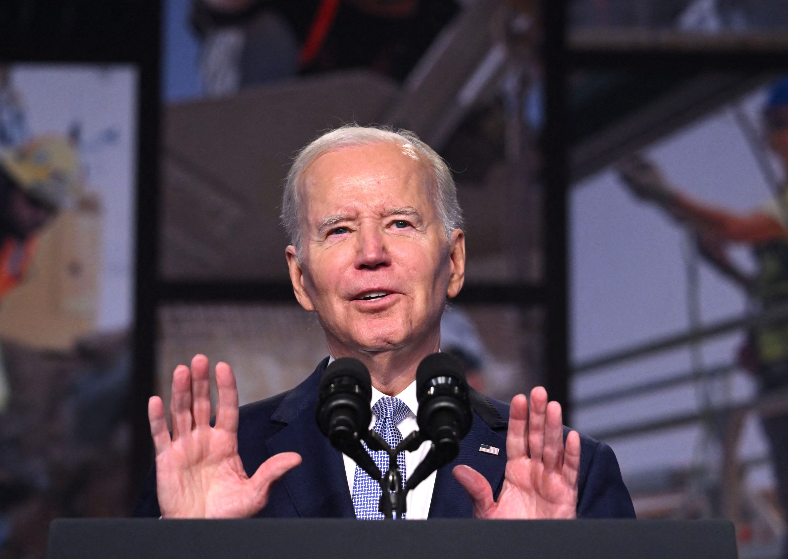 US-POLITICS-BIDEN-ECONOMY