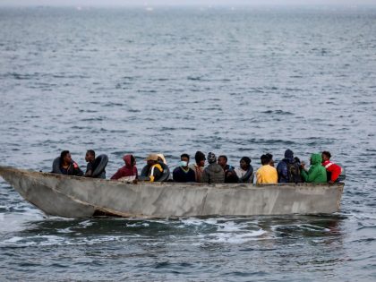 Tunisian coast guard stops migrants crossing the Mediterranean