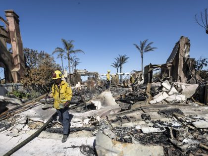 At least 20 Homes destroyed as Laguna Niguel brush fire rips through Orange County coastal community