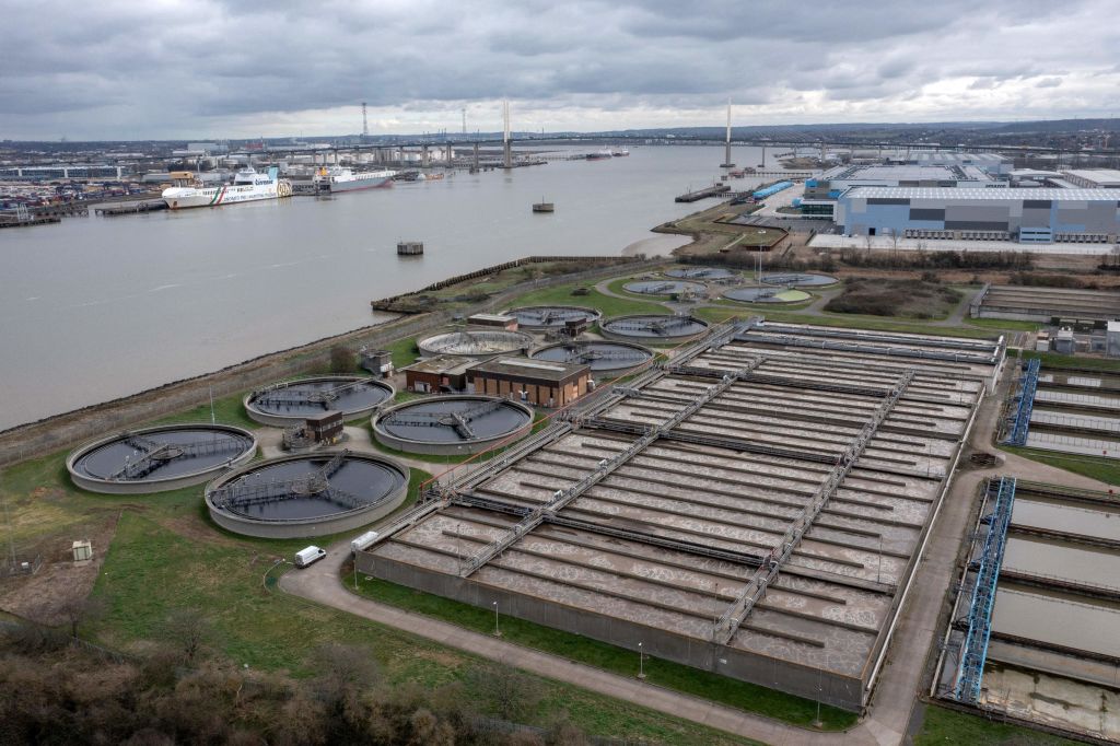 BRITAIN-WATER-SEWAGE-ENVIRONMENT