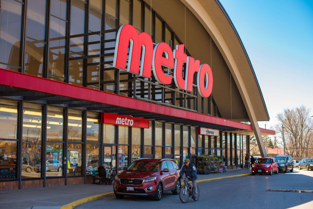 Facade of a Metro Grocery Store with its typical red sign.