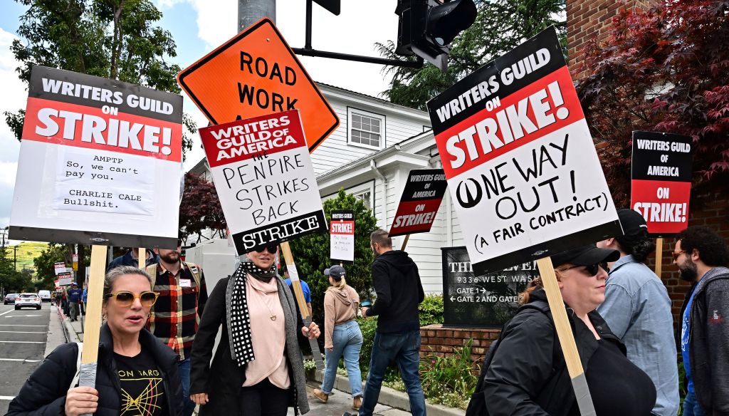 US-ENTERTAINMENT-FILM-STRIKE