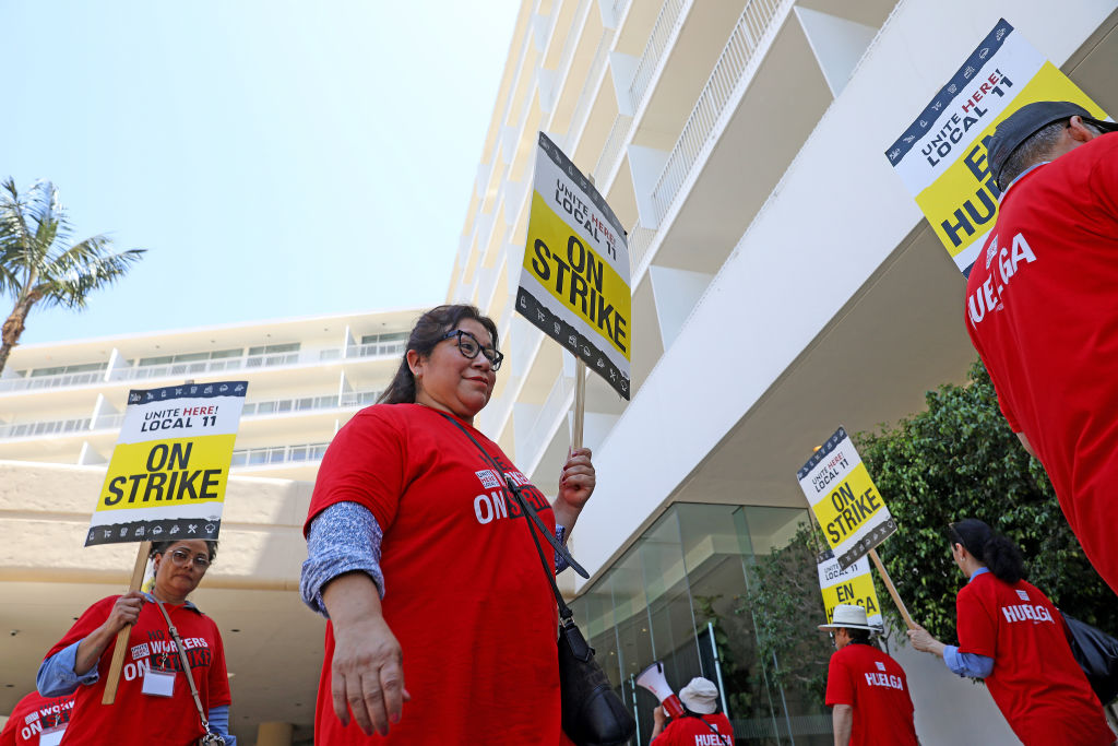 Southern California hotel workers walk out on more hotels