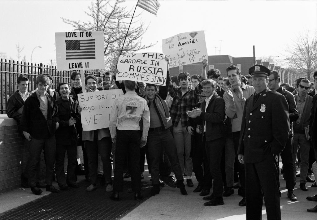 Anti-Vietnam War Counter-Protesters