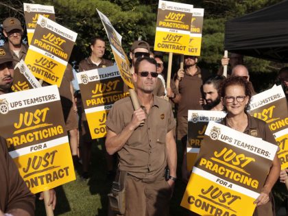 UPS Workers And Teamsters Union Hold Practice Picket