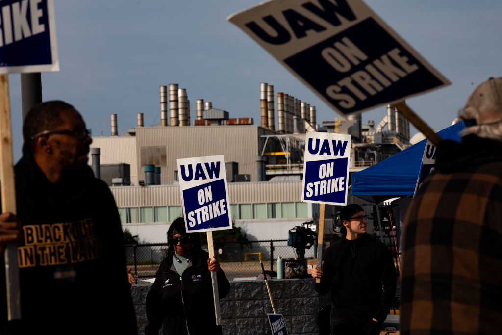 United Auto Workers Go On Strike After Contract Talks Break Down