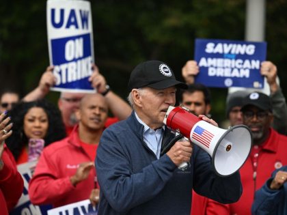 US-POLITICS-AUTOMOBILE-UNIONS-STRIKE-BIDEN-economy-labour