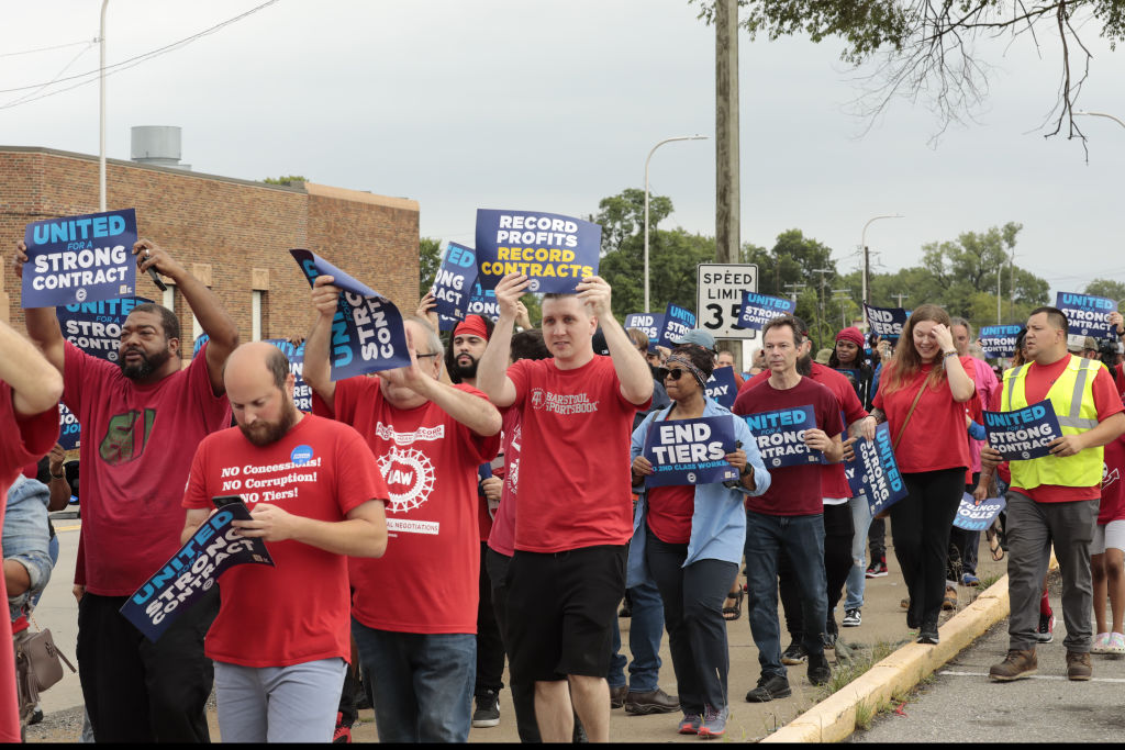 United Auto Workers Union Holds Practice Picket As Strike Looms