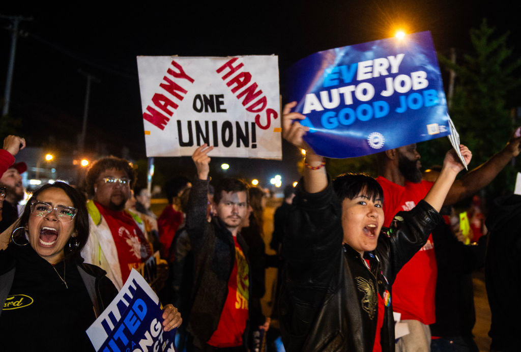 US-AUTO-LABOR-UNIONS-STRIKE