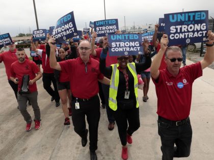 United Auto Workers Union Holds Practice Picket As Strike Looms