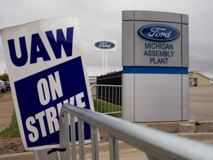 President Biden Joins Picket Line During UAW Strike