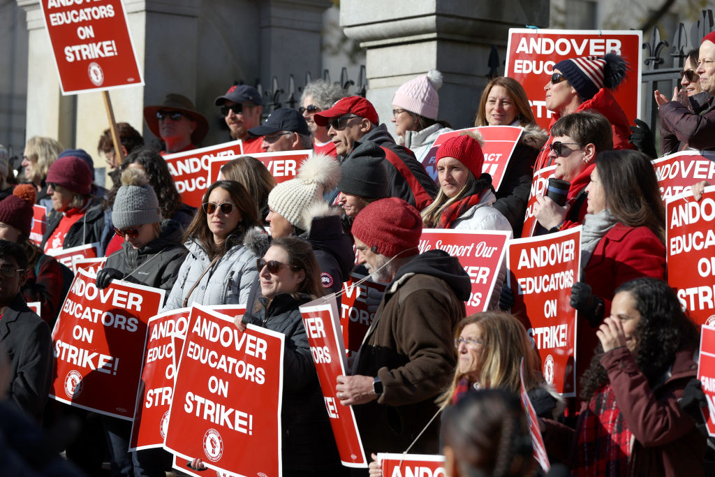 Andover Teachers On Strike