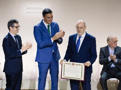 Government Honors All Victims Of War And Dictatorship