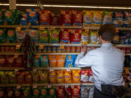 A Safeway Grocery Store Ahead Of Alberston's Earnings Figures