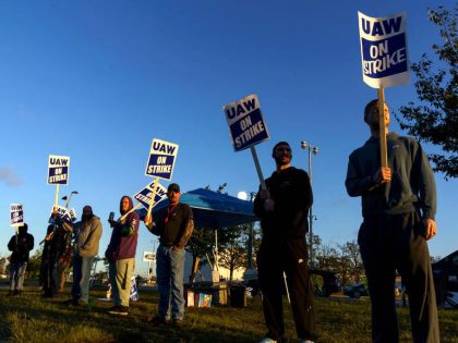 United Auto Workers Expand Strike To Ford Truck Plant In Kentucky