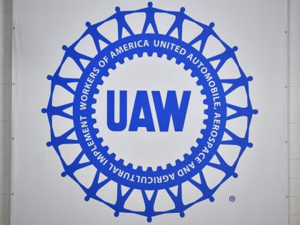 US-POLITICS-BIDEN-AUTOMOBILE-ENVIRONMENT-GM-ENERGY