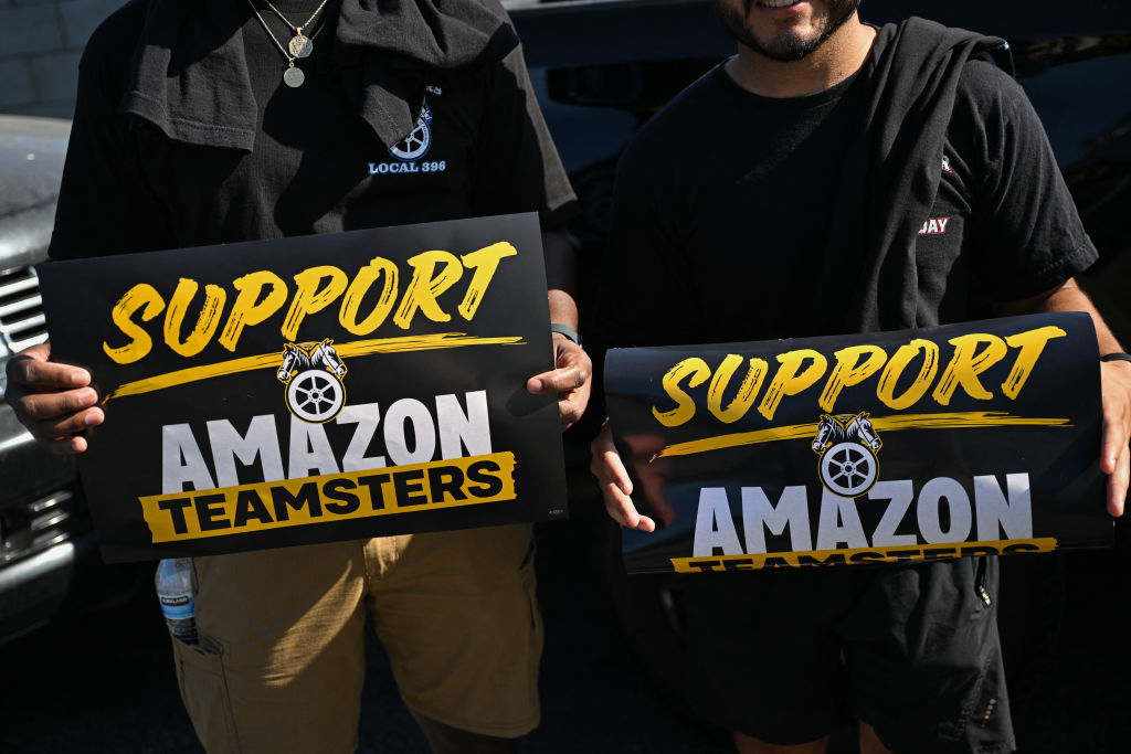US-POLITICS-LABOUR-UNIONS-AMAZON