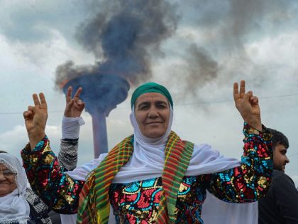 TURKEY-KURDS-TRADITION-NOWRUZ