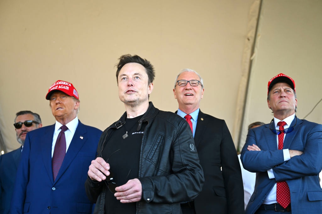 Donald Trump Watches SpaceX Launch Its Sixth Test Flight Of Starship Spacecraft