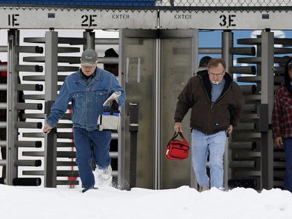 Chrysler To Close All 30 Manufacturing Plants For One Month