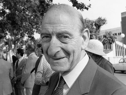 BIO RAYMOND ARON