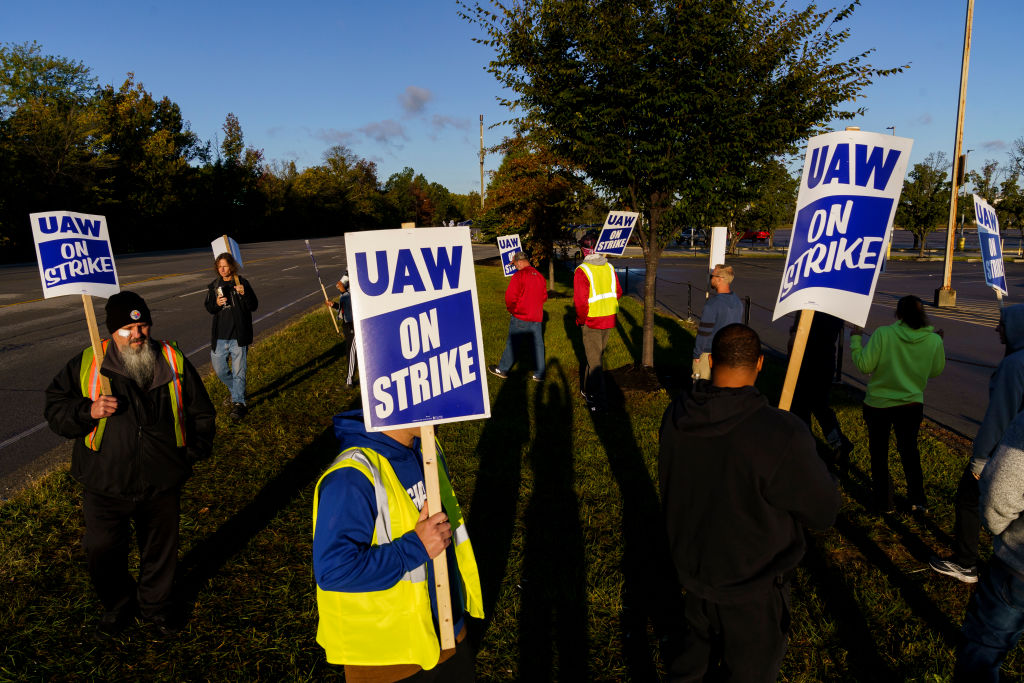United Auto Workers Expand Strike To Ford Truck Plant In Kentucky