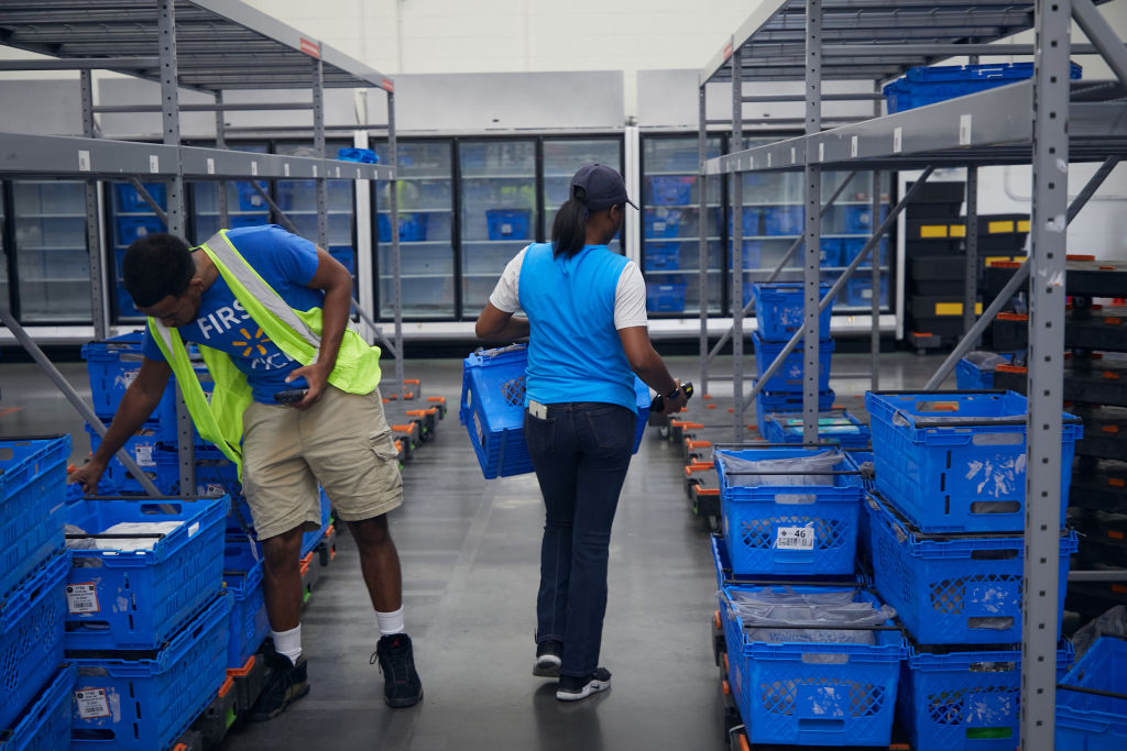 Walmart Hopes New Flashing Lights Will Help Shoppers Find Items