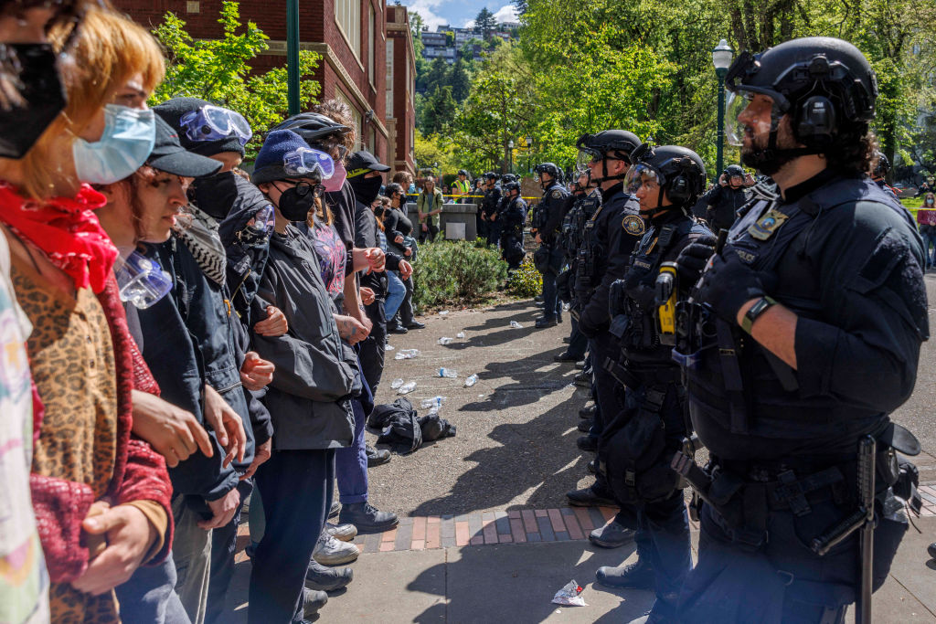 TOPSHOT-US-PALESTINIAN-ISRAEL-CONFLICT-EDUCATION-DEMONSTRATION