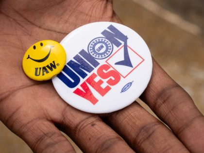 The UAW and factory workers make efforts to organize a union at the Chattanooga Volkswagon plant.