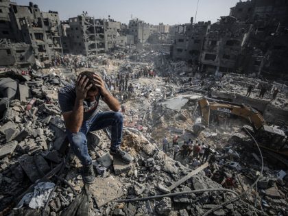 Dozens killed and injured after Israel's second bombardment at Jabalia refugee camp