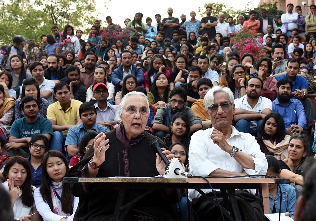 JNU Row: Historian Romila Thapar Addresses JNU Students