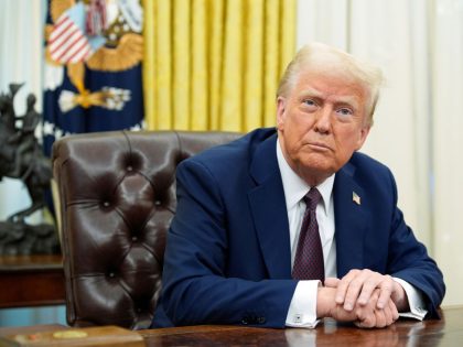 Trump Signs Executive Actions Related To Cryptocurrency, AI