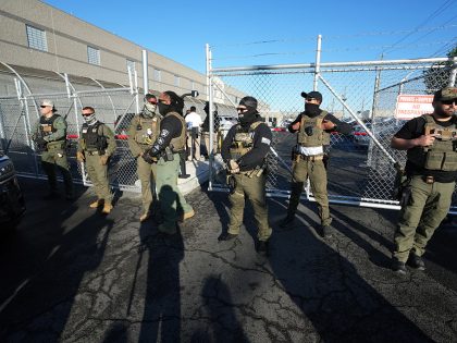 CORRECTION / US-POLITICS-IMMIGRATION-ICE