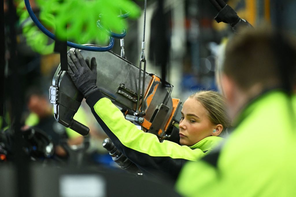 SWEDEN-VOLVO-ELECTRIC-CARS-ENVIRONMENT