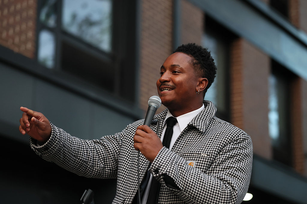 1000 Starbucks Workers Across U.S. Go On Strike