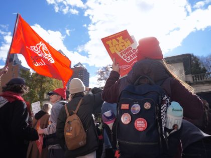 NYC-DSA holds a rally to tax the rich