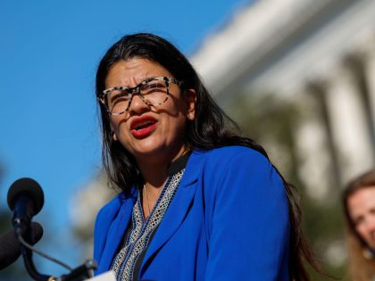 Rep. Tlaib Introduces Restaurant Workers Bill Of Rights