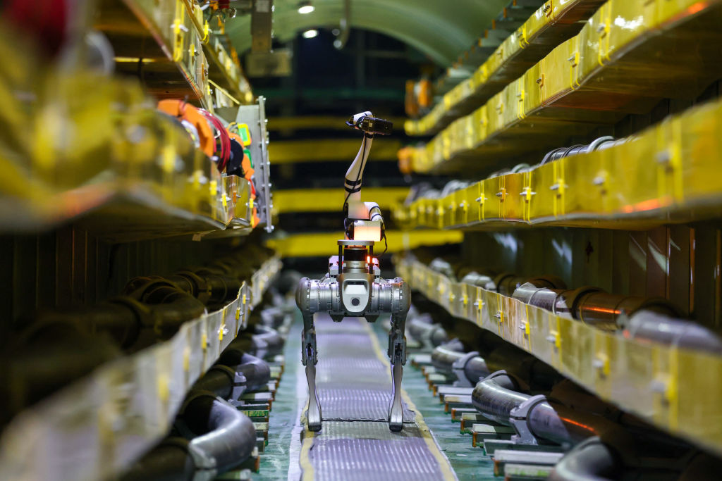Inspection Robots Put Into Service In Electric Tunnel In Beijing