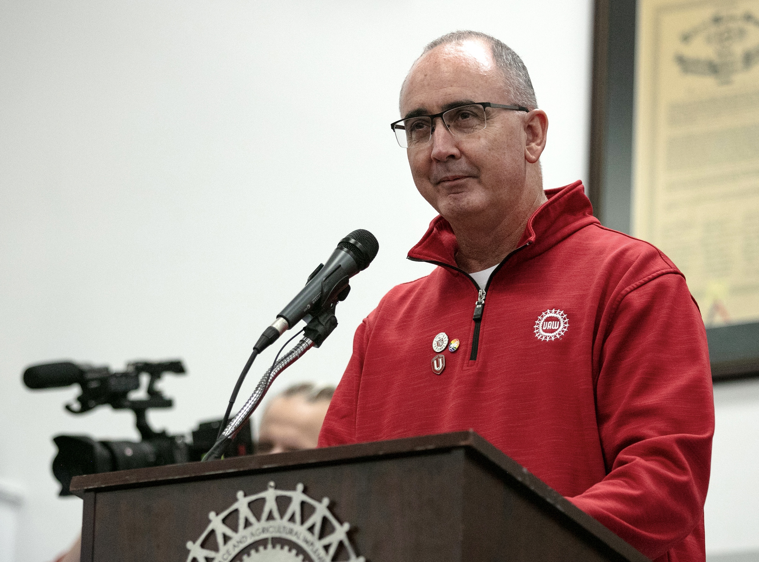 Striking UAW Members Hold Rally At Chicago Union Hall