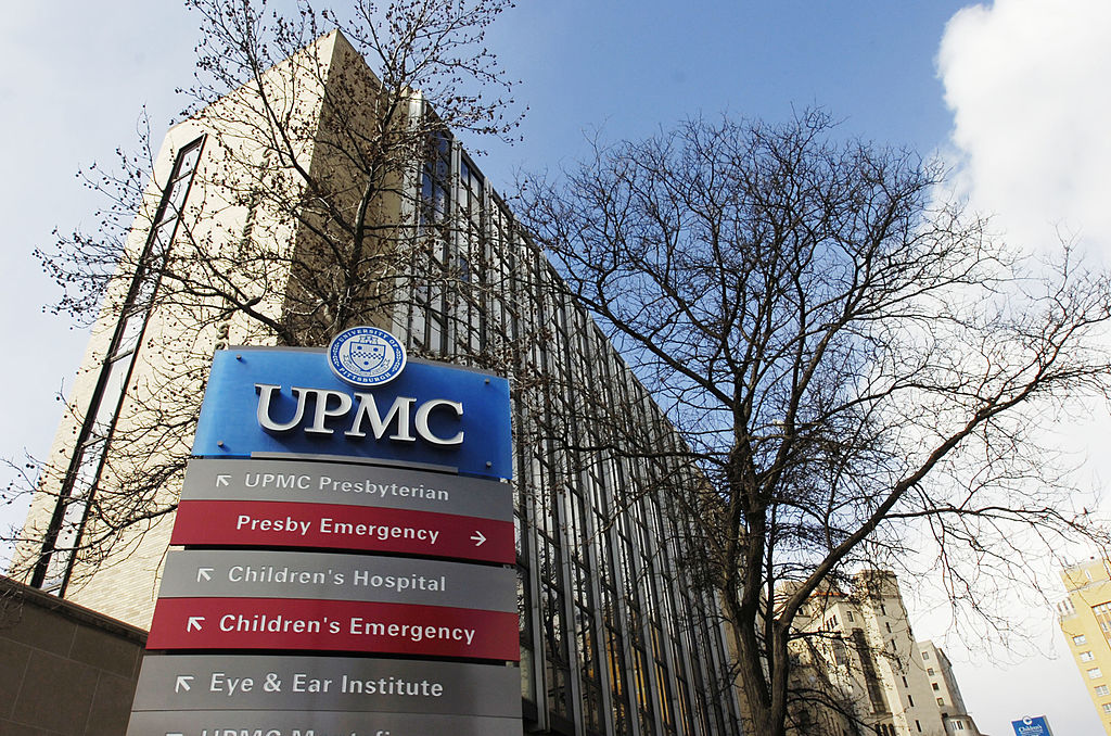 A sign points to areas on the University of Pittsburgh Medic