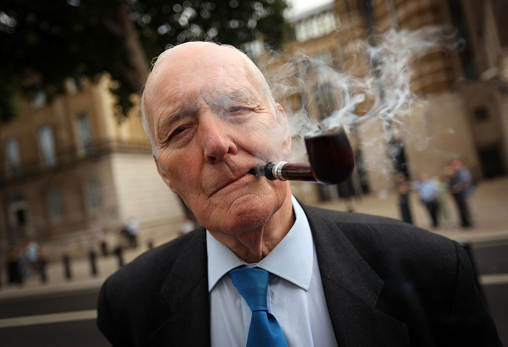 Tony Benn Joins Remebrance Ceremony For 204 Dead Soldiers