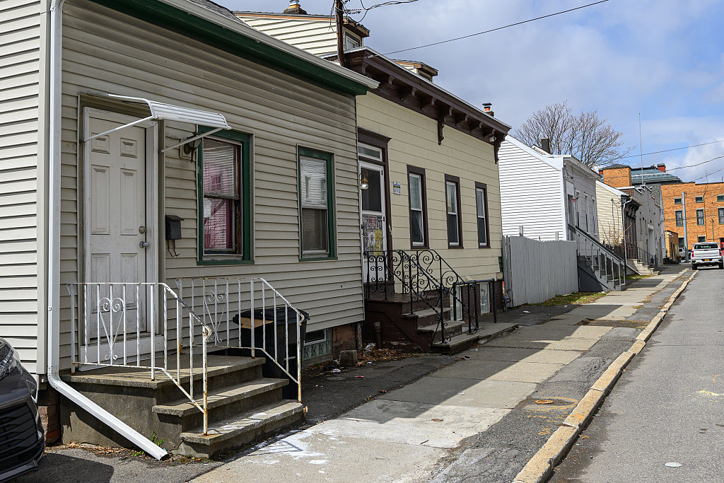 tu040825_LeadPoisoning