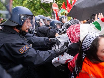 Berlin Nakba memorial demonstration: there are injured and detainees