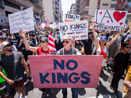 TOPSHOT-US-POLITICS-DEMONSTRATION