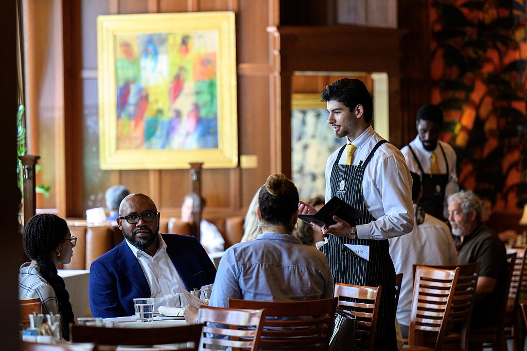 US-TRADE-TARIFF-RESTAURANT