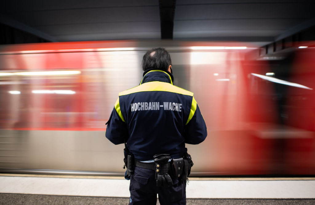 Control of the obligation to wear masks